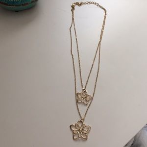 Gold colored necklace